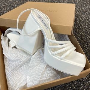Steve Madden Jaylene Heeled Sandals